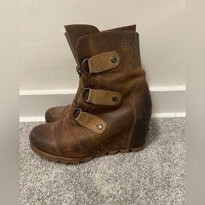 Sorel wedge winter bootie size 7